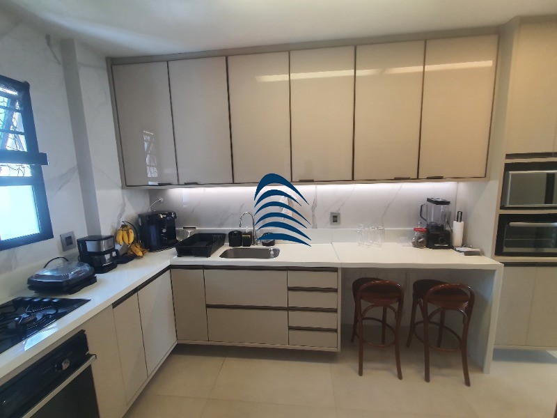 Apartamento à venda com 3 quartos, 243m² - Foto 29