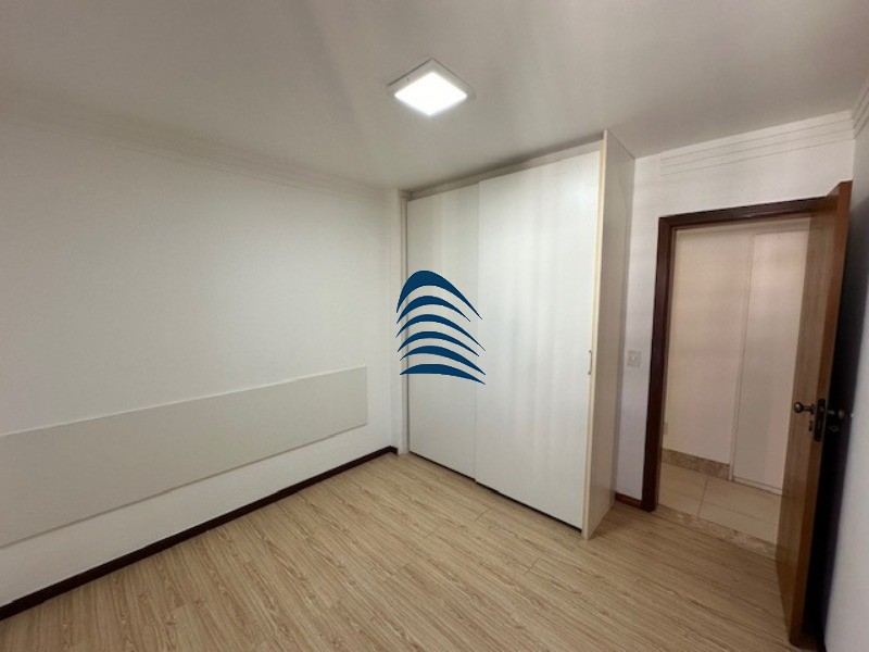 Apartamento à venda com 4 quartos, 145m² - Foto 16