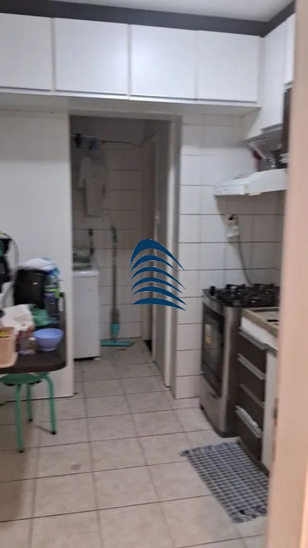 Apartamento à venda com 2 quartos, 69m² - Foto 11