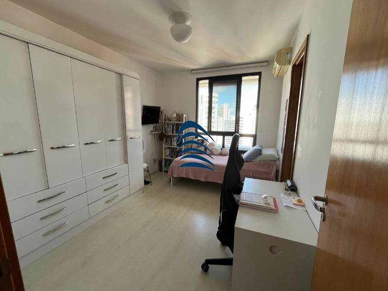 Apartamento à venda com 3 quartos, 127m² - Foto 33