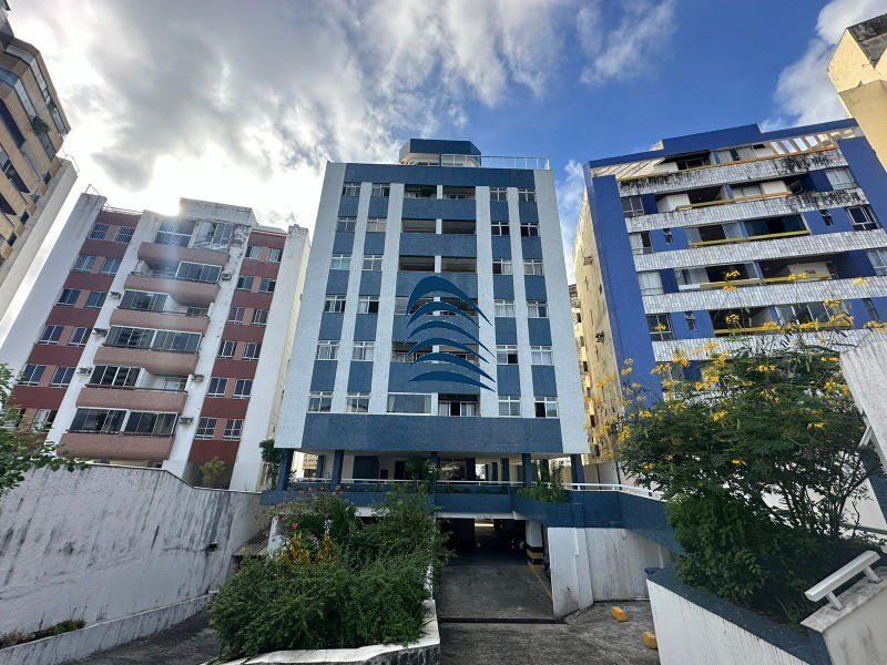 Apartamento à venda com 3 quartos, 108m² - Foto 1