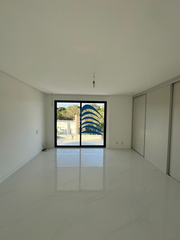 Casa à venda com 4 quartos, 400m² - Foto 34