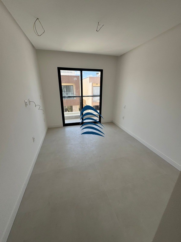 Apartamento à venda com 4 quartos, 220m² - Foto 12