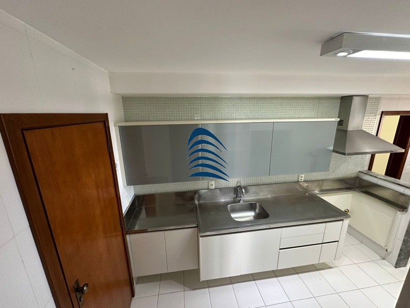 Apartamento à venda com 4 quartos, 145m² - Foto 21