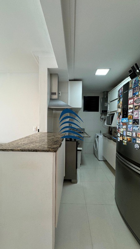 Apartamento à venda com 3 quartos, 93m² - Foto 7