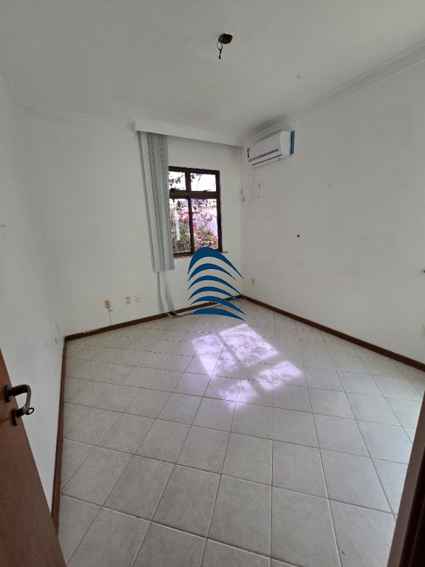 Casa à venda com 3 quartos, 150m² - Foto 42