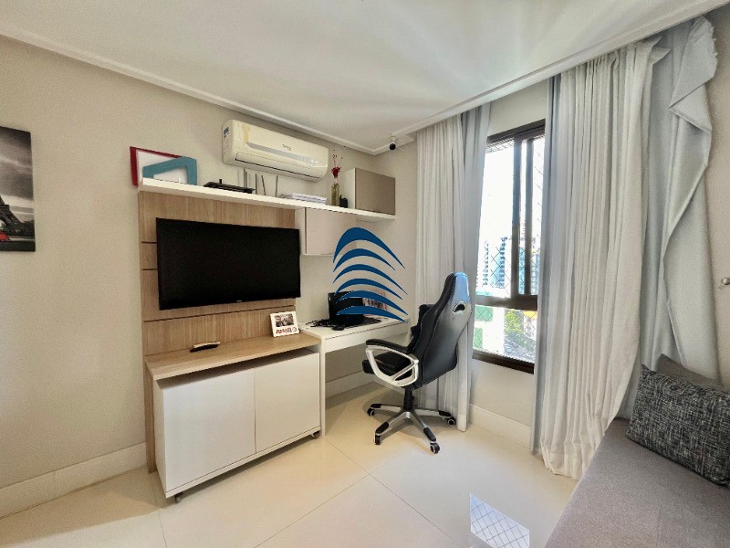 Apartamento à venda com 3 quartos, 153m² - Foto 23