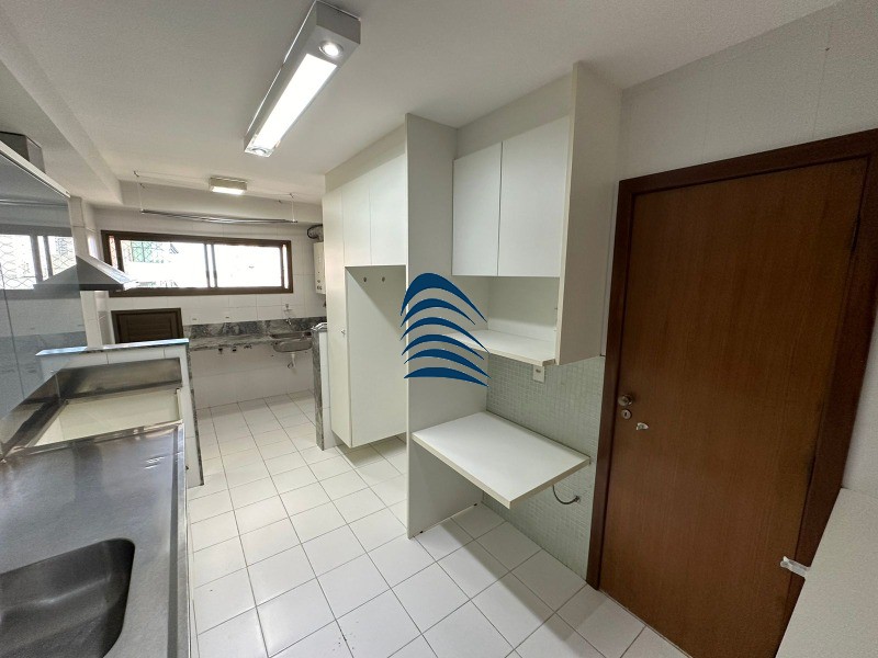 Apartamento à venda com 4 quartos, 145m² - Foto 27