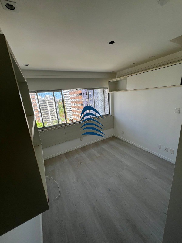 Apartamento à venda com 4 quartos, 140m² - Foto 23