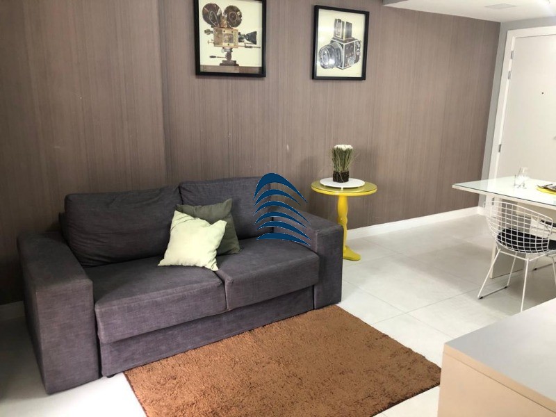 Apartamento à venda com 1 quarto, 45m² - Foto 2