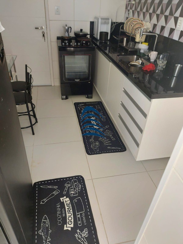 Apartamento à venda com 3 quartos, 95m² - Foto 9