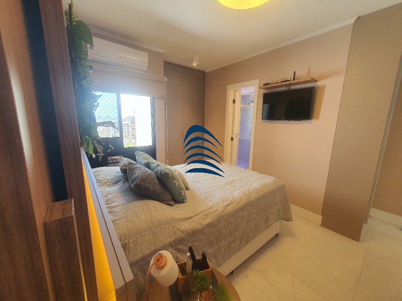 Apartamento à venda com 3 quartos, 243m² - Foto 13