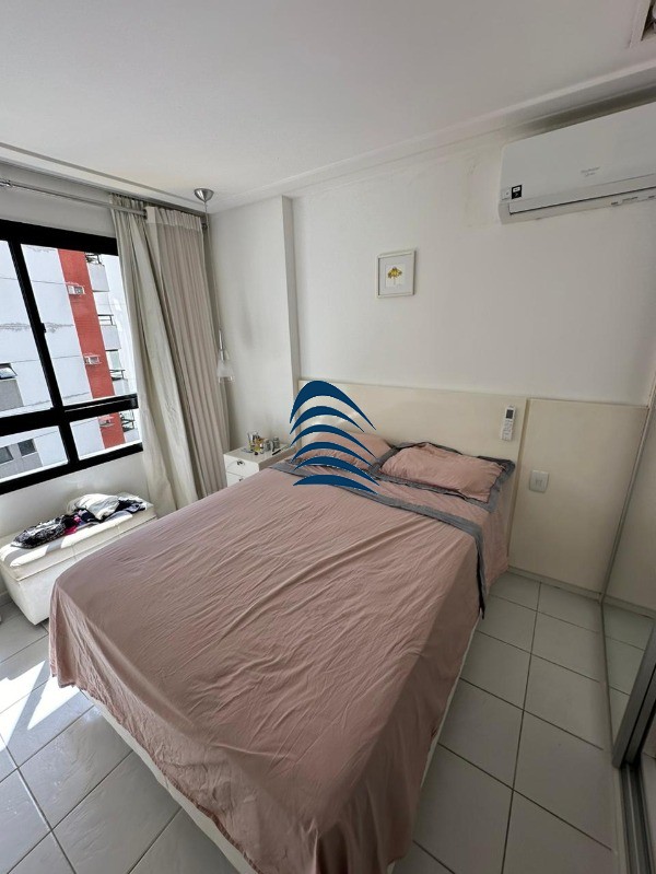 Apartamento à venda com 1 quarto, 45m² - Foto 12