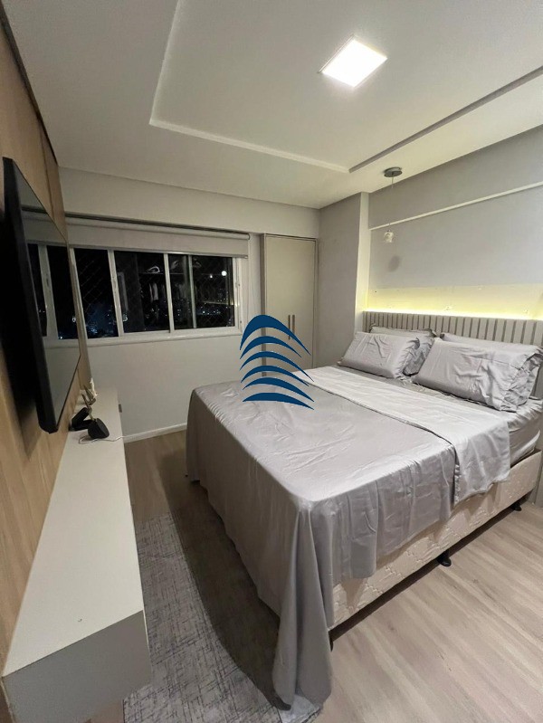 Apartamento à venda com 2 quartos, 63m² - Foto 9