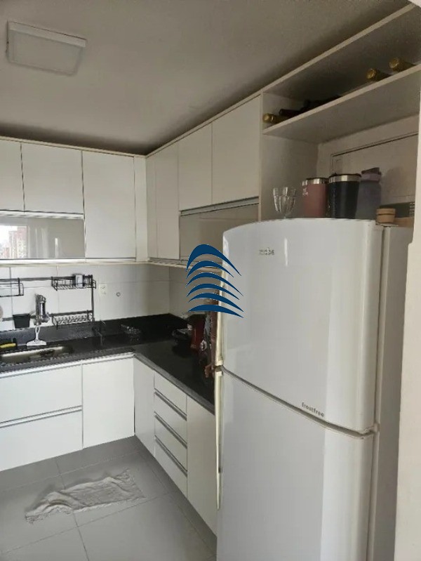 Apartamento à venda com 3 quartos, 87m² - Foto 3