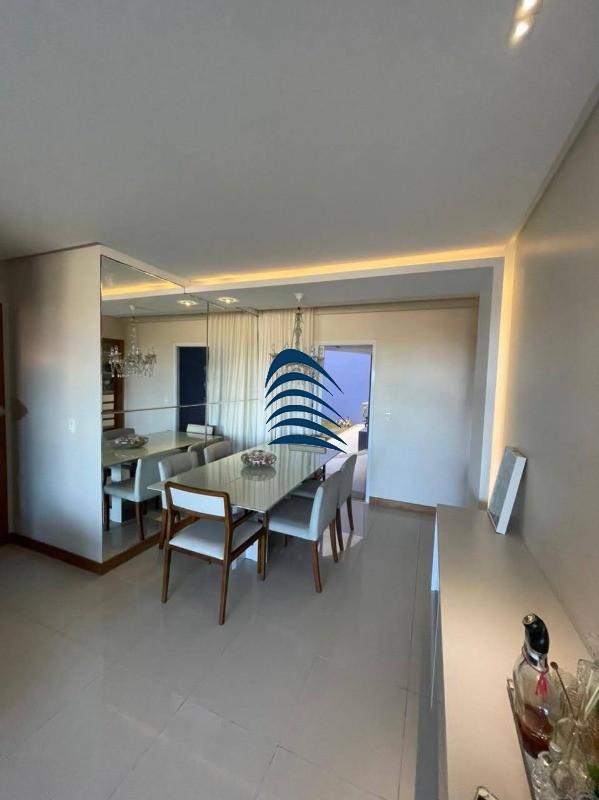 Apartamento à venda com 3 quartos, 204m² - Foto 2