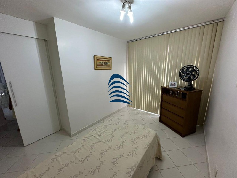 Cobertura à venda com 3 quartos, 220m² - Foto 2