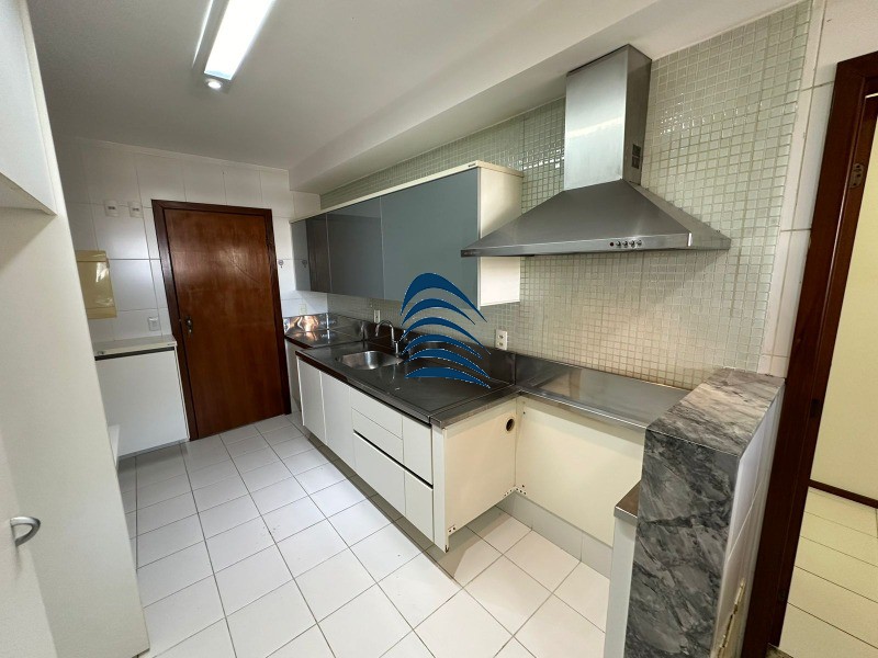 Apartamento à venda com 4 quartos, 145m² - Foto 19