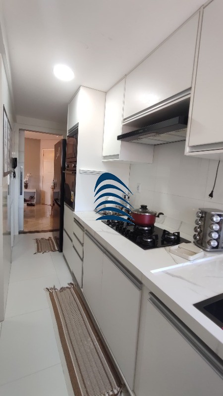 Apartamento à venda com 3 quartos, 75m² - Foto 2