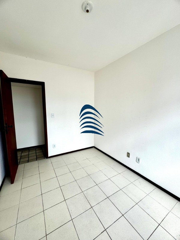 Apartamento à venda com 3 quartos, 94m² - Foto 8