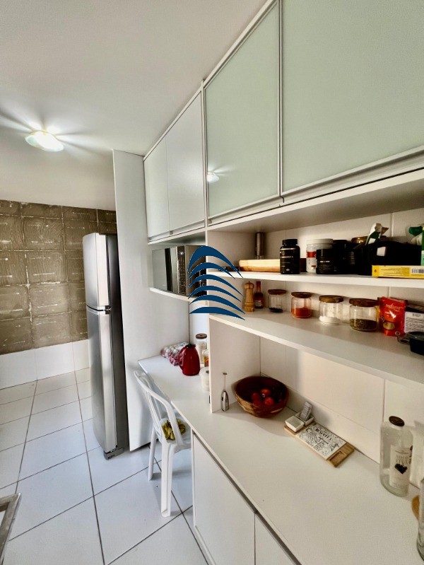 Apartamento à venda com 3 quartos, 221m² - Foto 17