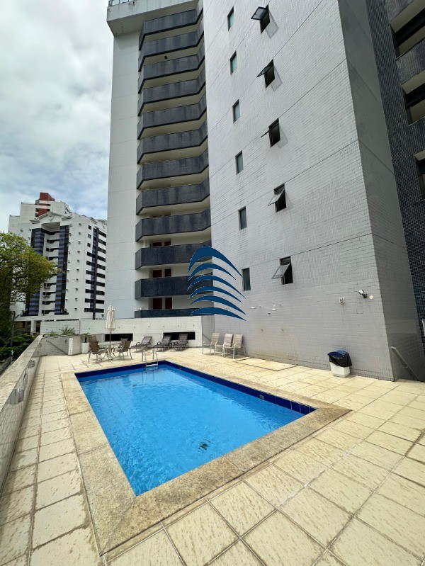 Apartamento à venda com 1 quarto, 42m² - Foto 6