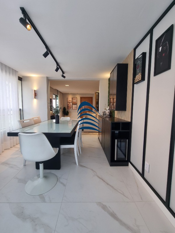 Apartamento à venda com 3 quartos, 145m² - Foto 10