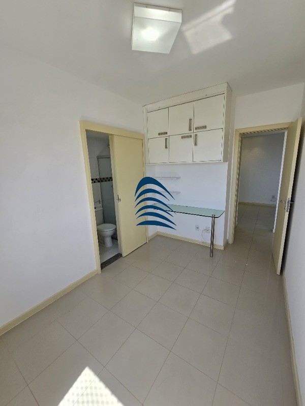 Apartamento à venda com 2 quartos, 64m² - Foto 17