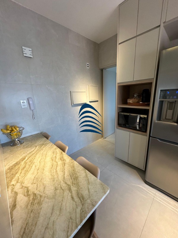 Apartamento à venda com 3 quartos, 150m² - Foto 12