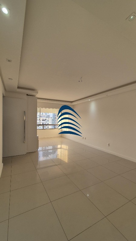 Apartamento à venda com 4 quartos, 152m² - Foto 18