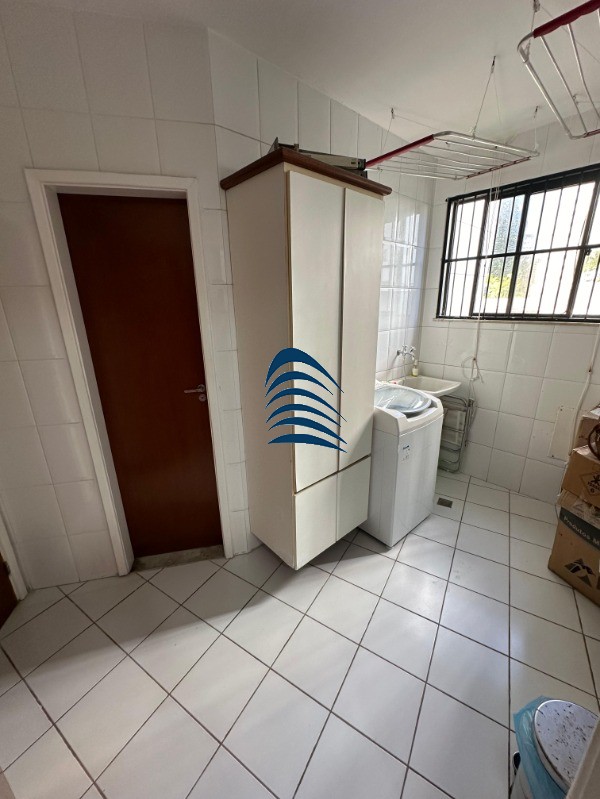 Apartamento à venda com 3 quartos, 133m² - Foto 5