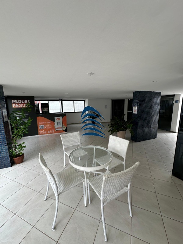 Apartamento à venda com 1 quarto, 42m² - Foto 9