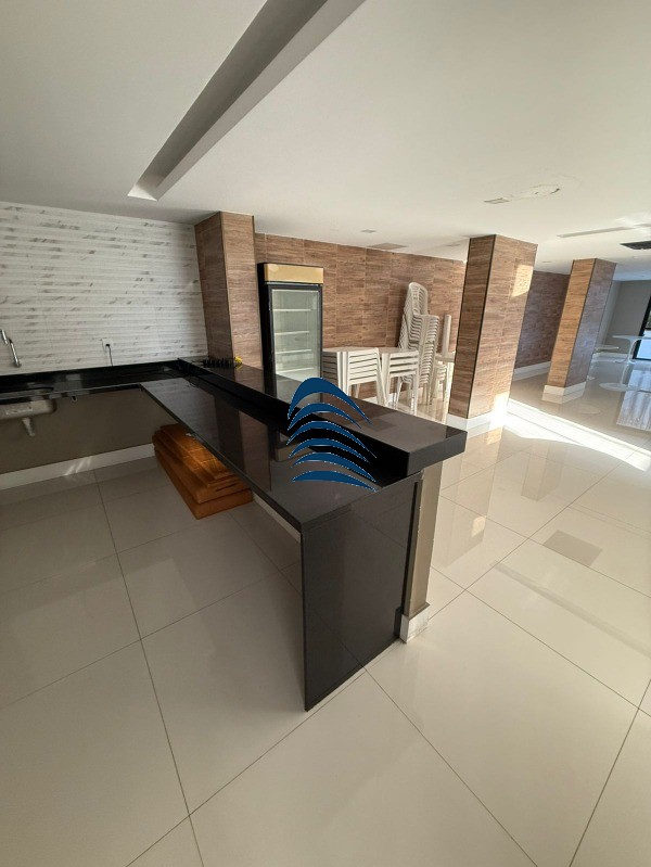 Apartamento à venda com 2 quartos, 80m² - Foto 7