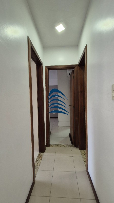 Apartamento à venda com 2 quartos, 55m² - Foto 3