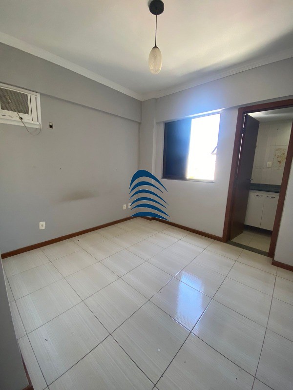 Apartamento à venda com 2 quartos, 63m² - Foto 3