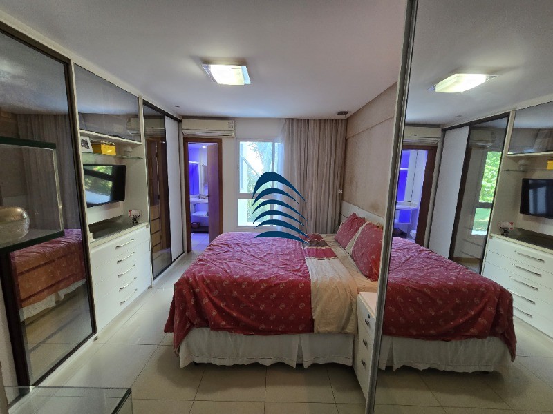 Apartamento à venda com 3 quartos, 204m² - Foto 2