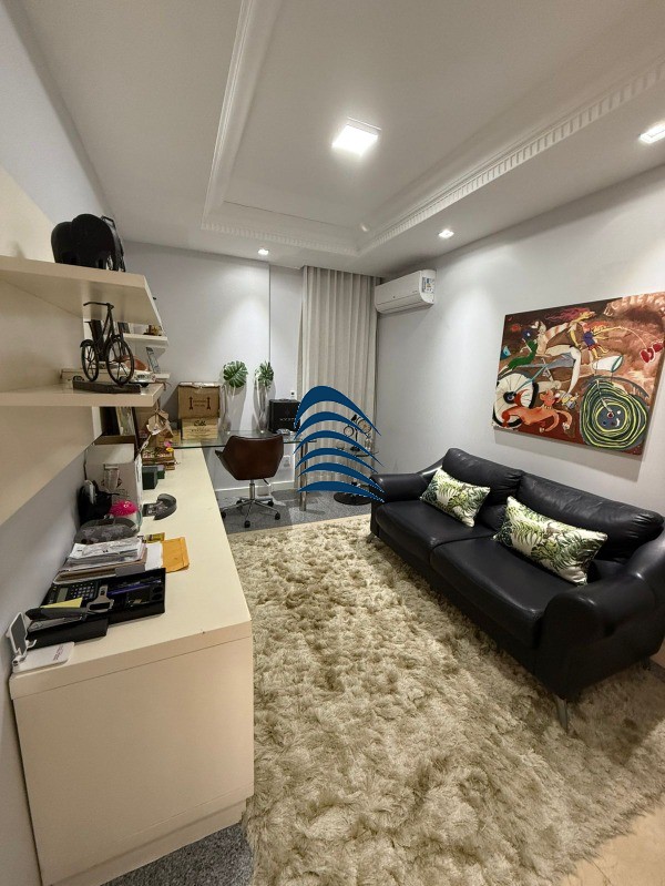 Apartamento à venda com 3 quartos, 207m² - Foto 8