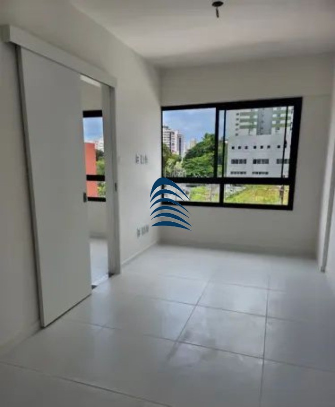 Apartamento à venda com 1 quarto, 30m² - Foto 2