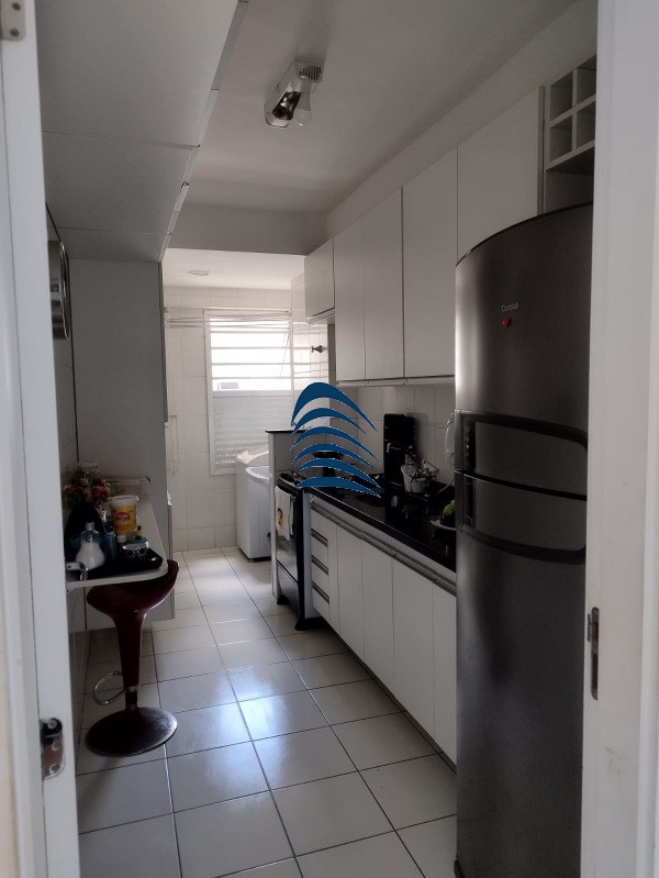 Apartamento à venda com 3 quartos, 80m² - Foto 13