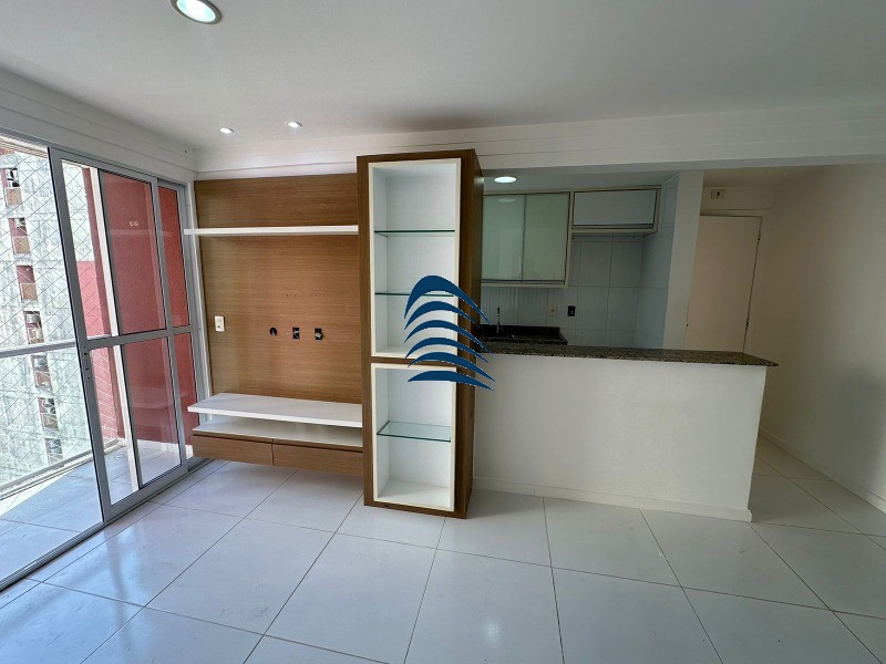 Apartamento à venda com 3 quartos, 71m² - Foto 1