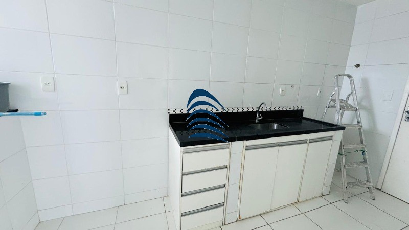 Apartamento à venda com 3 quartos, 98m² - Foto 11