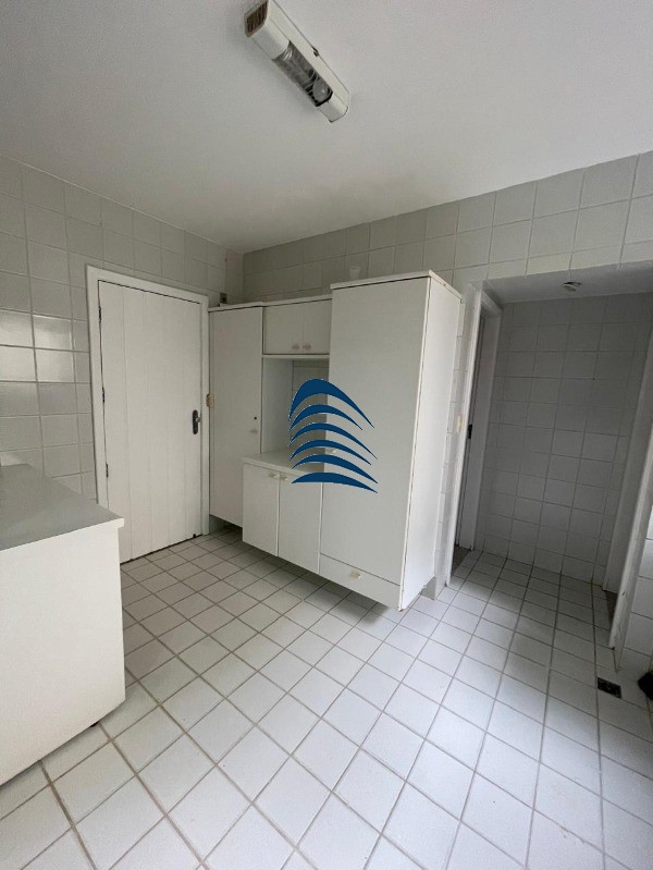 Apartamento à venda com 4 quartos, 298m² - Foto 10