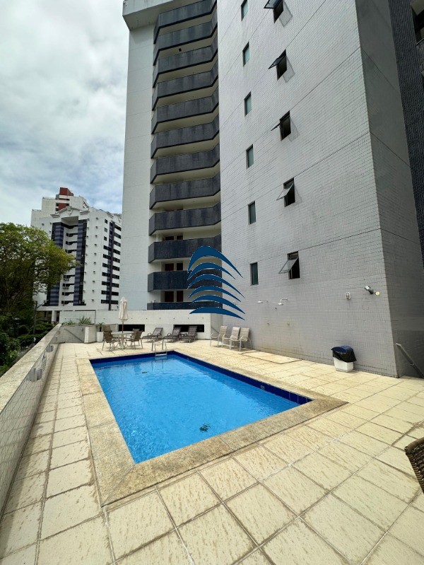 Apartamento à venda com 1 quarto, 42m² - Foto 8