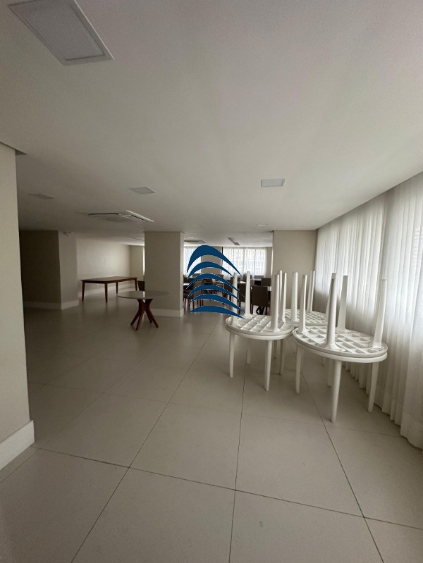 Apartamento à venda com 3 quartos, 116m² - Foto 13