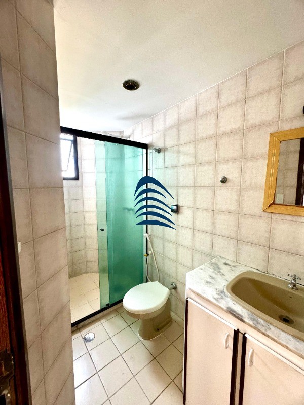 Apartamento à venda com 3 quartos, 94m² - Foto 2