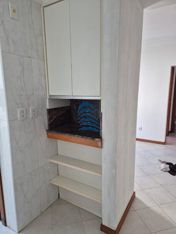 Apartamento à venda com 2 quartos, 71m² - Foto 4