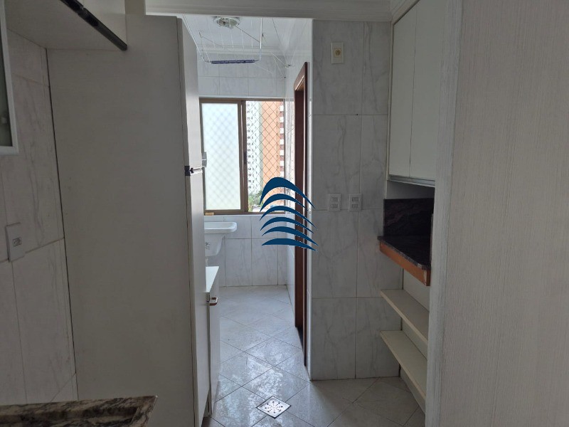 Apartamento à venda com 2 quartos, 71m² - Foto 8