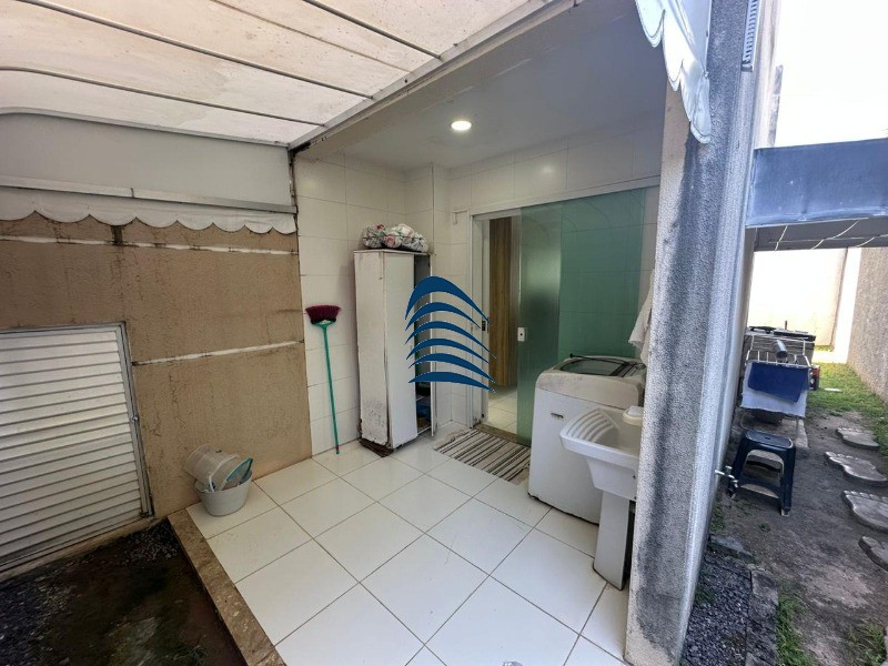 Casa à venda com 4 quartos, 197m² - Foto 13