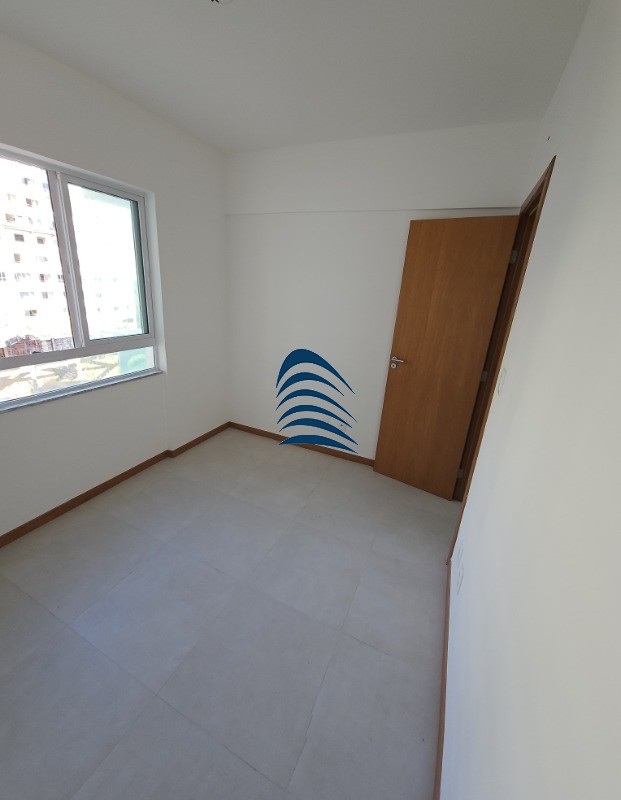 Apartamento à venda com 2 quartos, 79m² - Foto 4