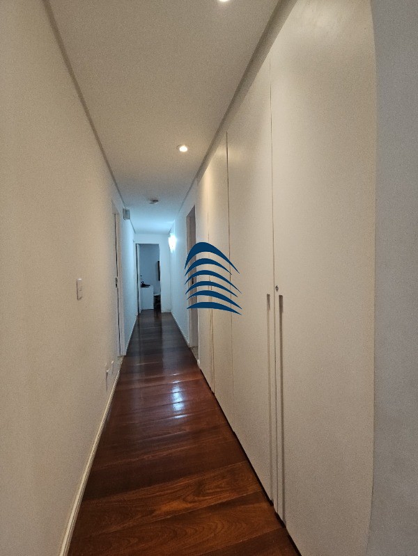 Apartamento à venda com 4 quartos, 330m² - Foto 32